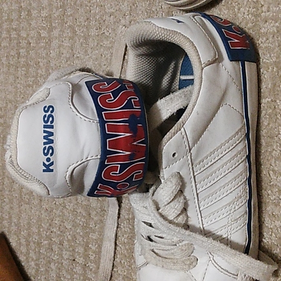 Set of 2 pairs K-SWISS Boys Sneakers size 3.5 - Picture 3 of 4